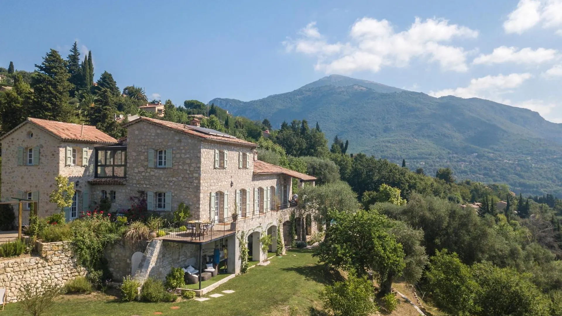 Charm, Luxury, Stunning Views, Villa With Pool Le Bar-sur-Loup 0*,  France