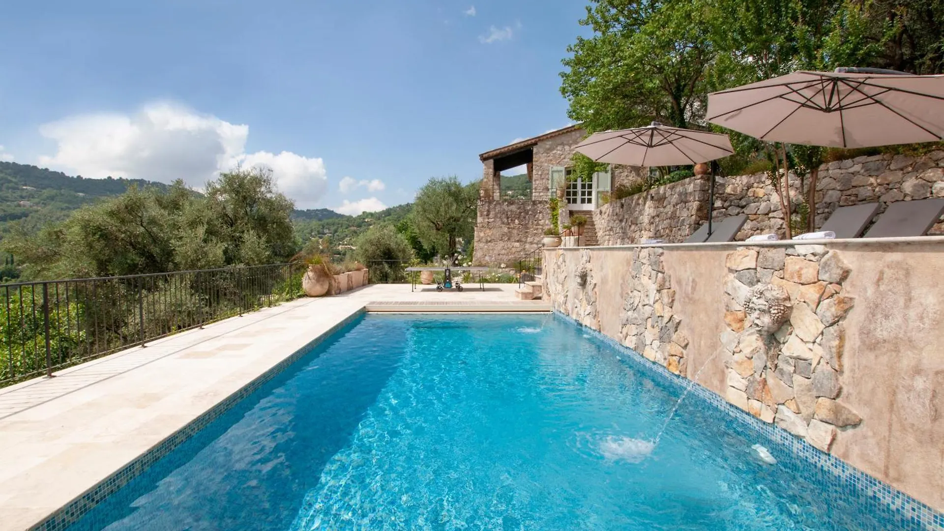 Charm, Luxury, Stunning Views, Villa With Pool Le Bar-sur-Loup