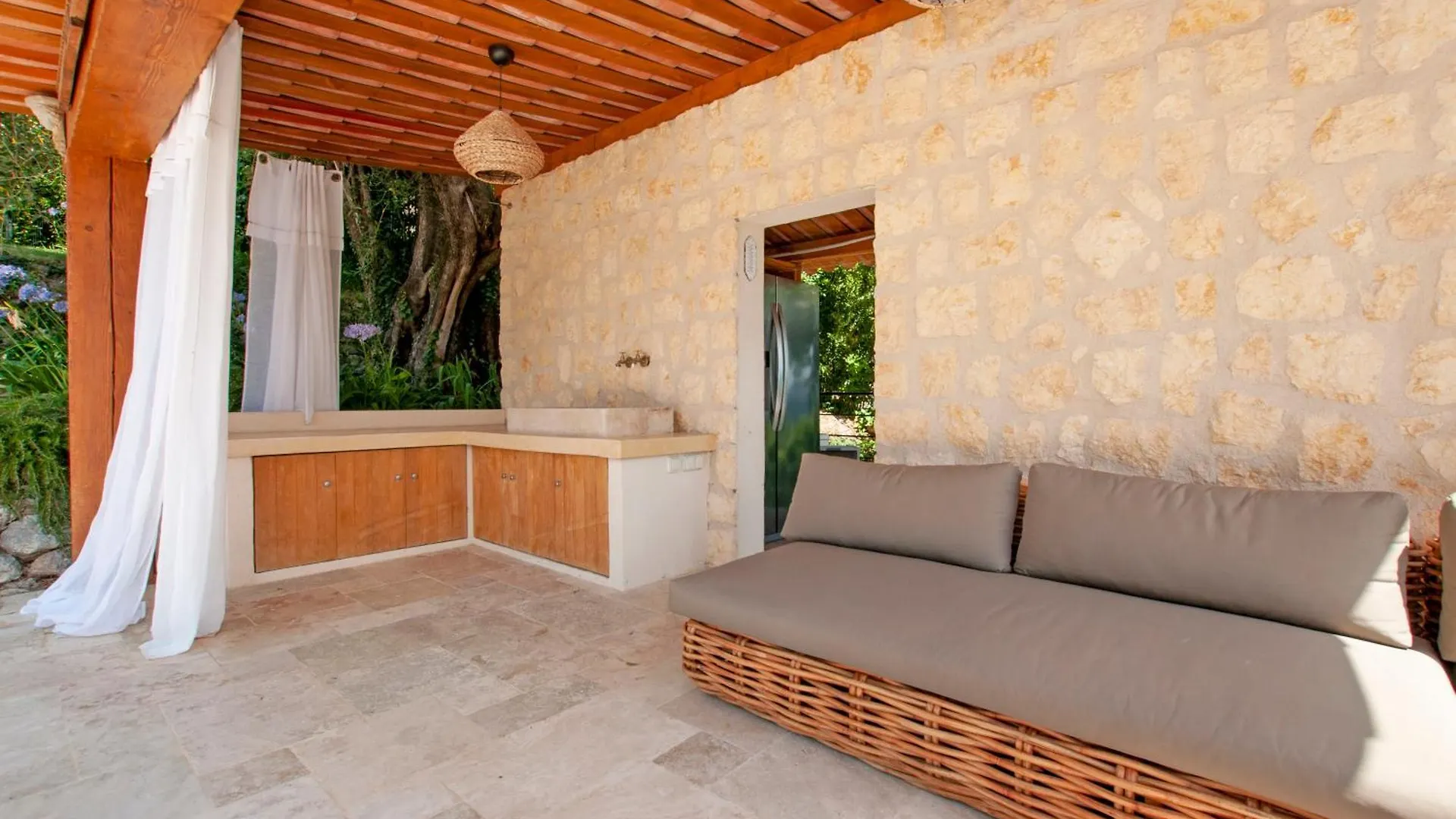 Charm, Luxury, Stunning Views, Villa With Pool Le Bar-sur-Loup
