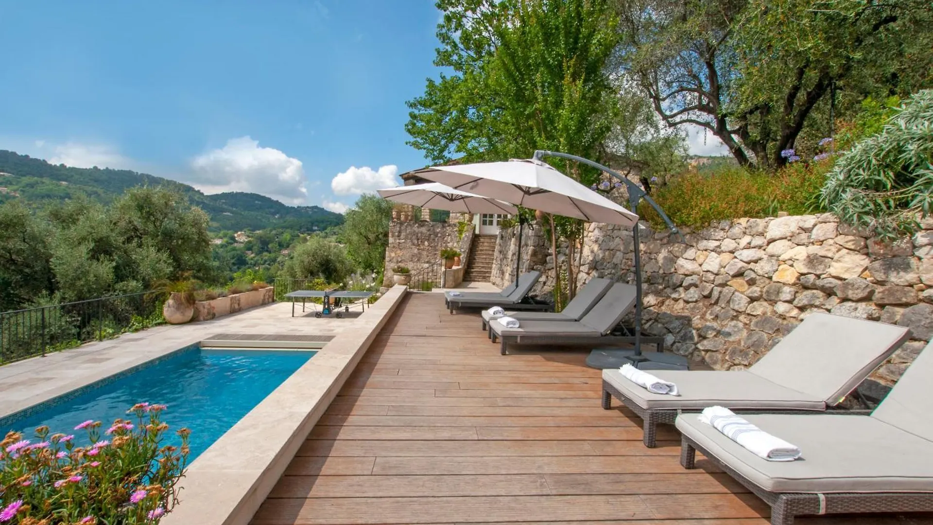 Charm, Luxury, Stunning Views, Villa With Pool Le Bar-sur-Loup