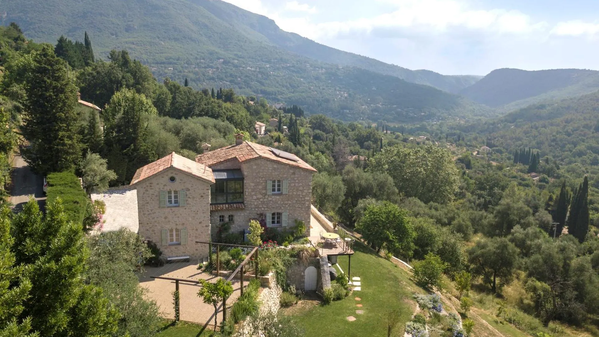 Charm, Luxury, Stunning Views, Villa With Pool Le Bar-sur-Loup France